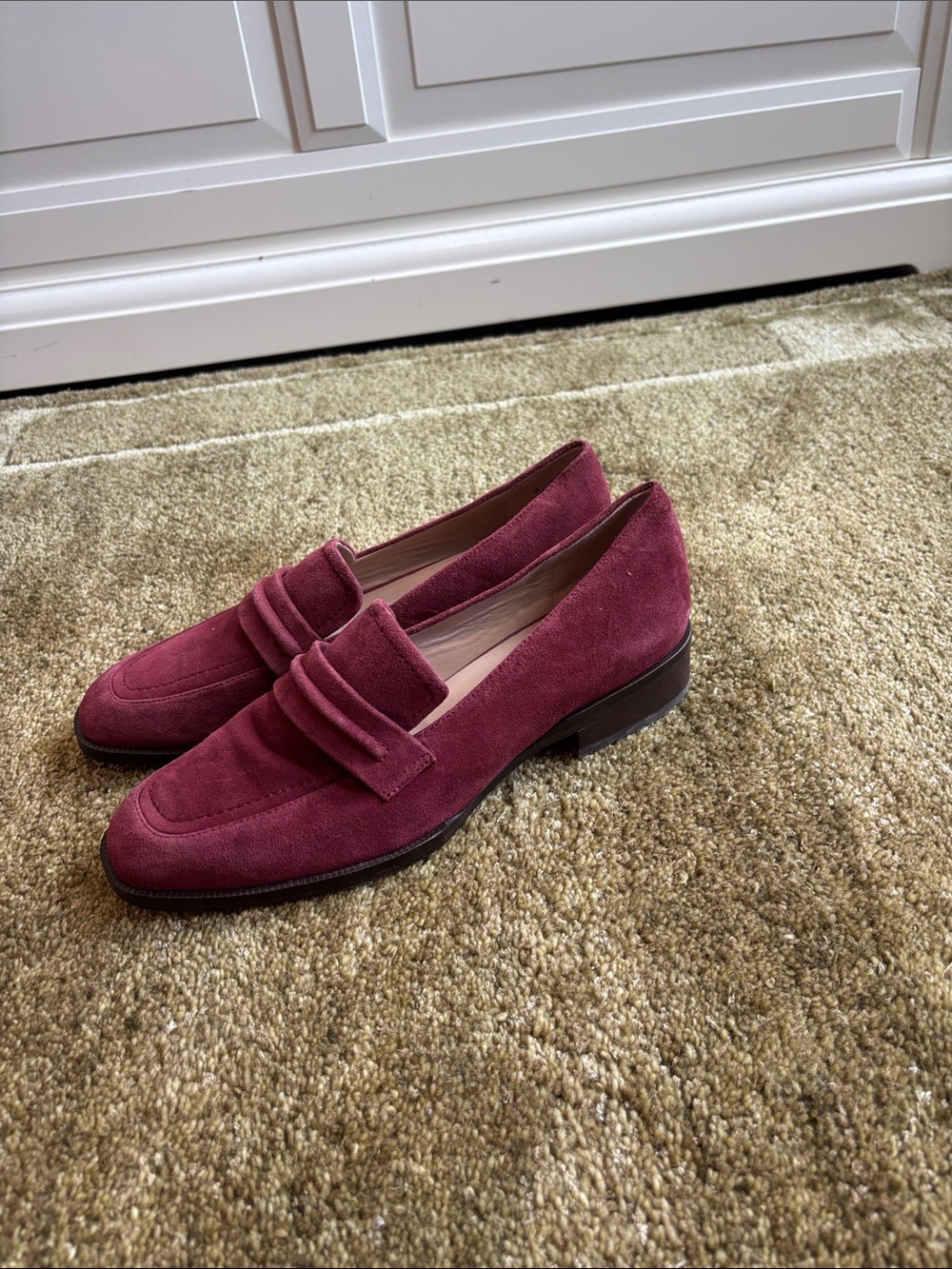 27 EDIT Women's Burgundy Suede Penny Loafers
